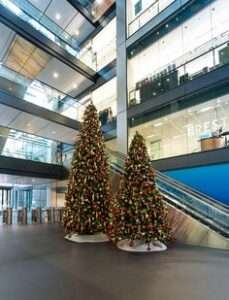 Holiday Cleaning Tips for Your Building - SparkleTeam : SparkleTeam